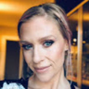 Meet your Posher, Jillian